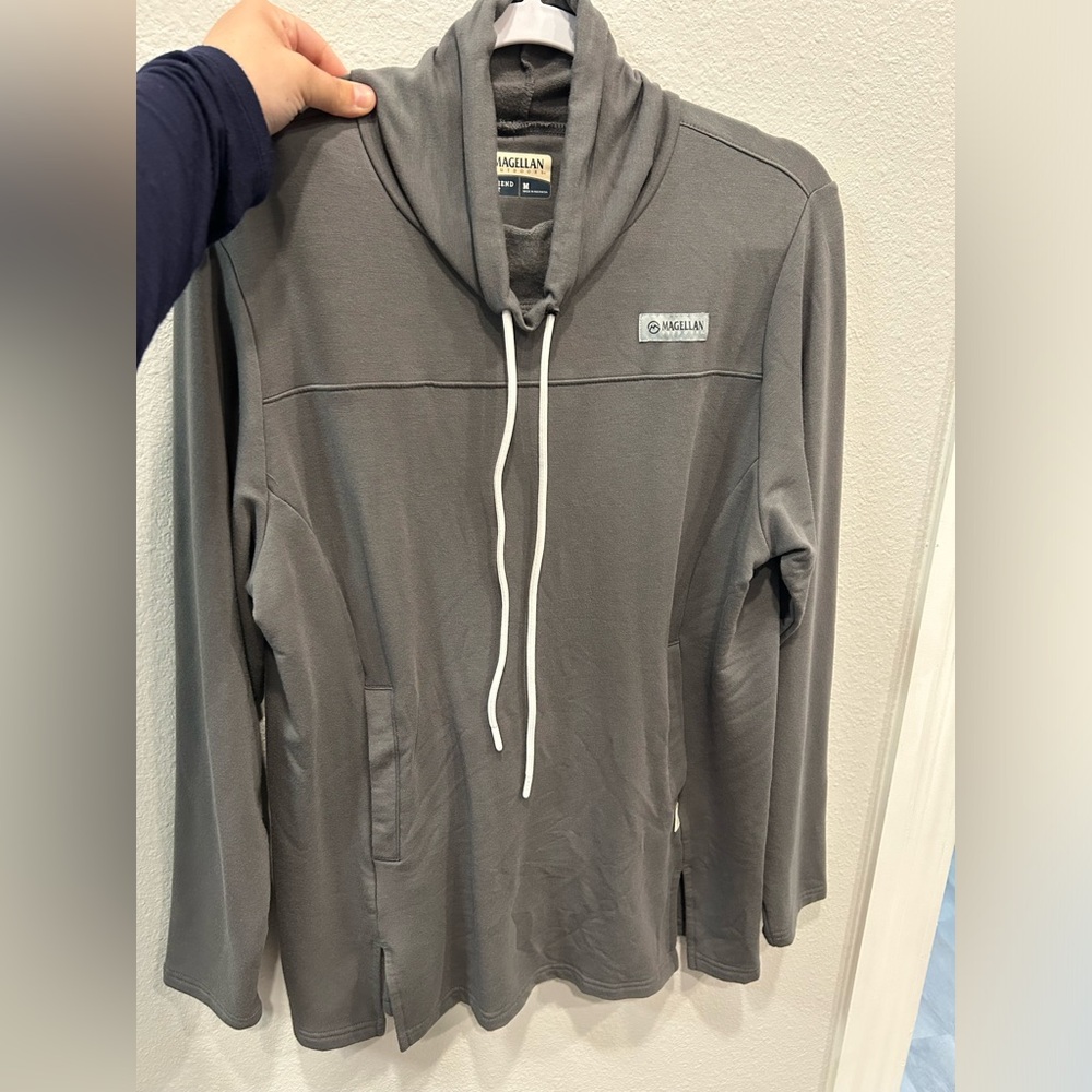 Women’s Magellan boyfriend fit pull over